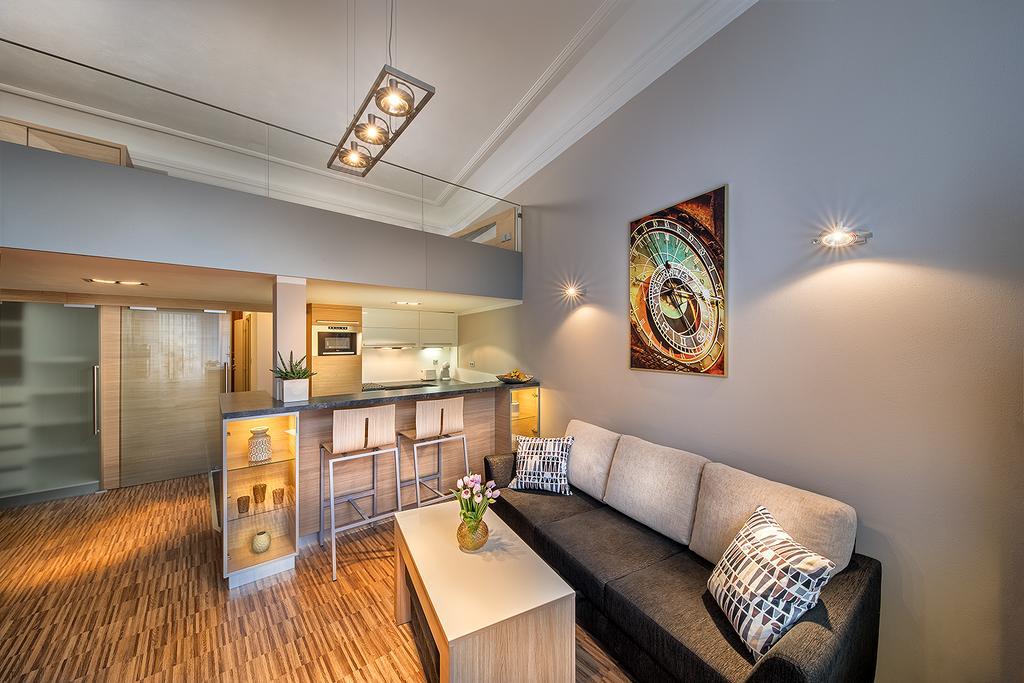 Stylish Apartment In Old Town Прага Экстерьер фото